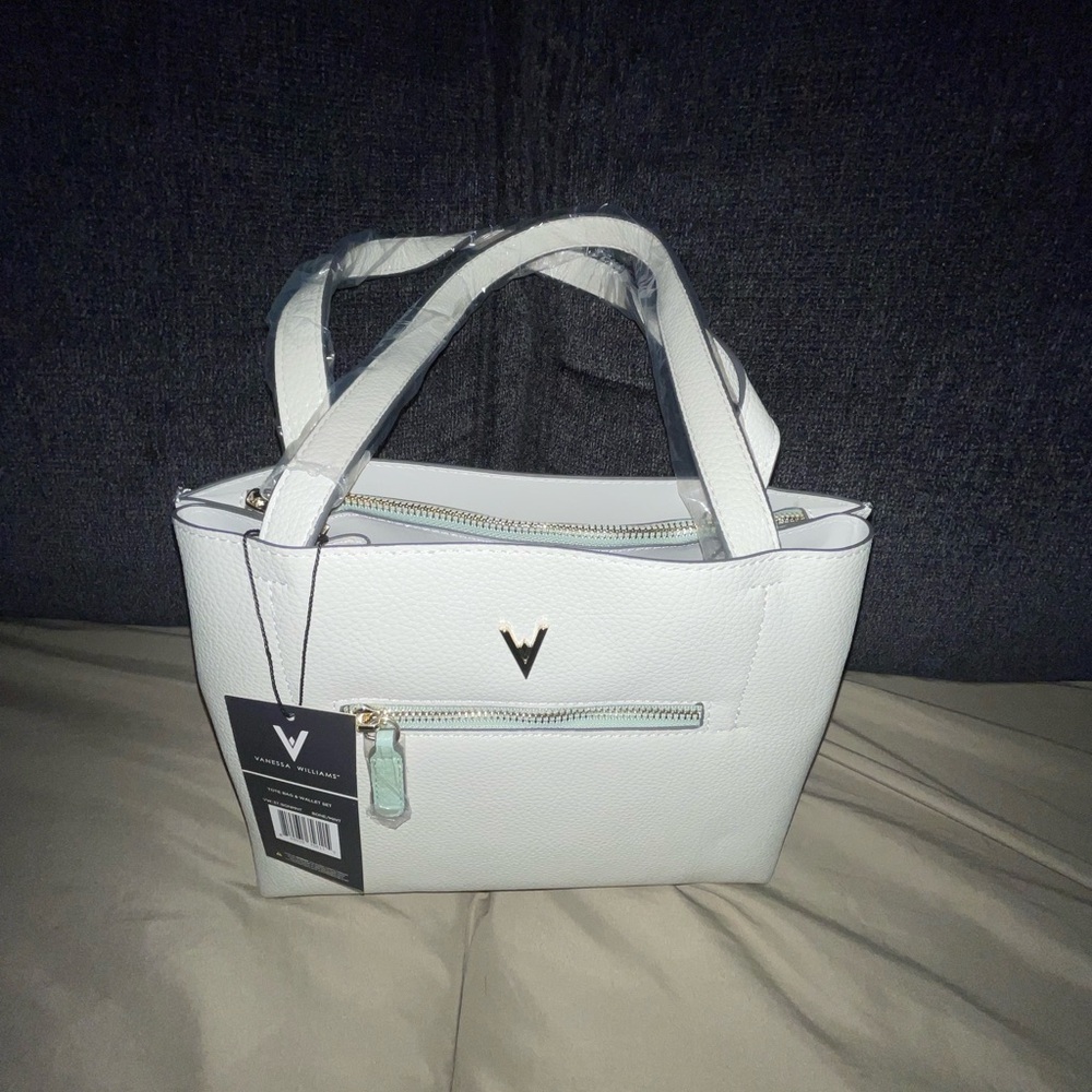 Vanessa Williams purse new with tags